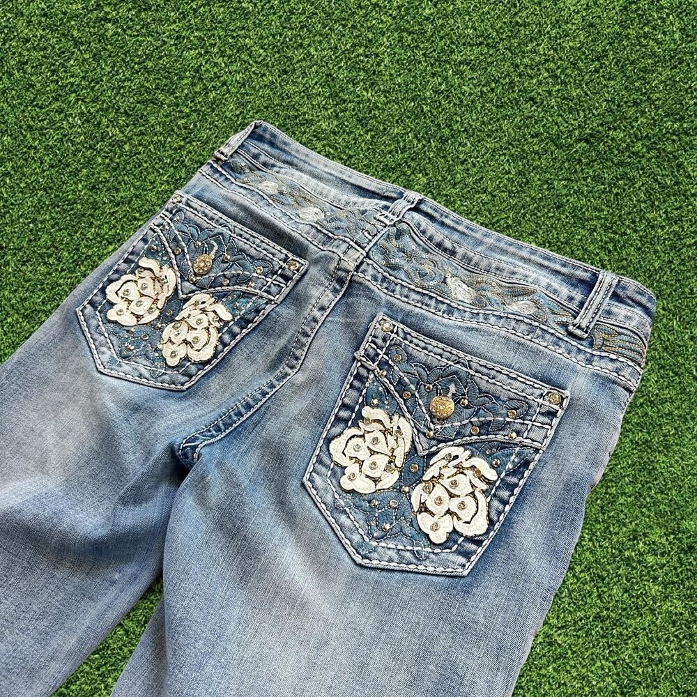 Y2K 2000s low rise bootcut flared embroidered women’s jeans